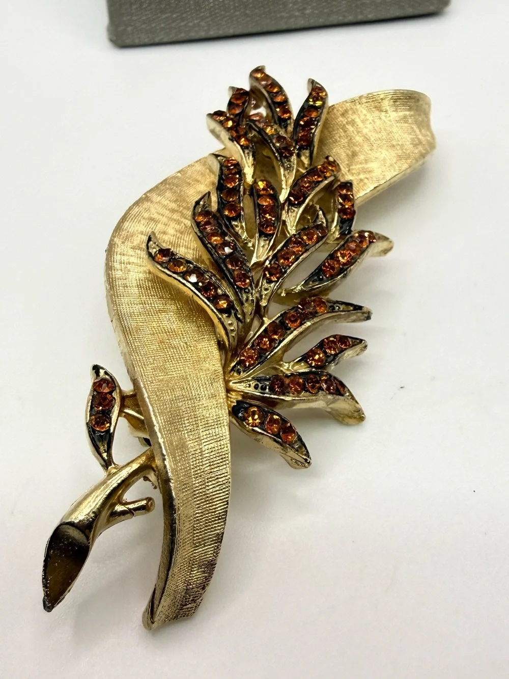 Vintage Coro Gold Tone Amber Rhinestone Ribbon Leaf Brooch Pin